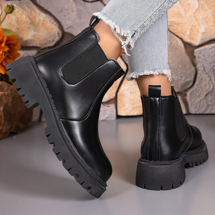 Street Fashion Winter 2025 - 2025 Stivali corti da donna classici
