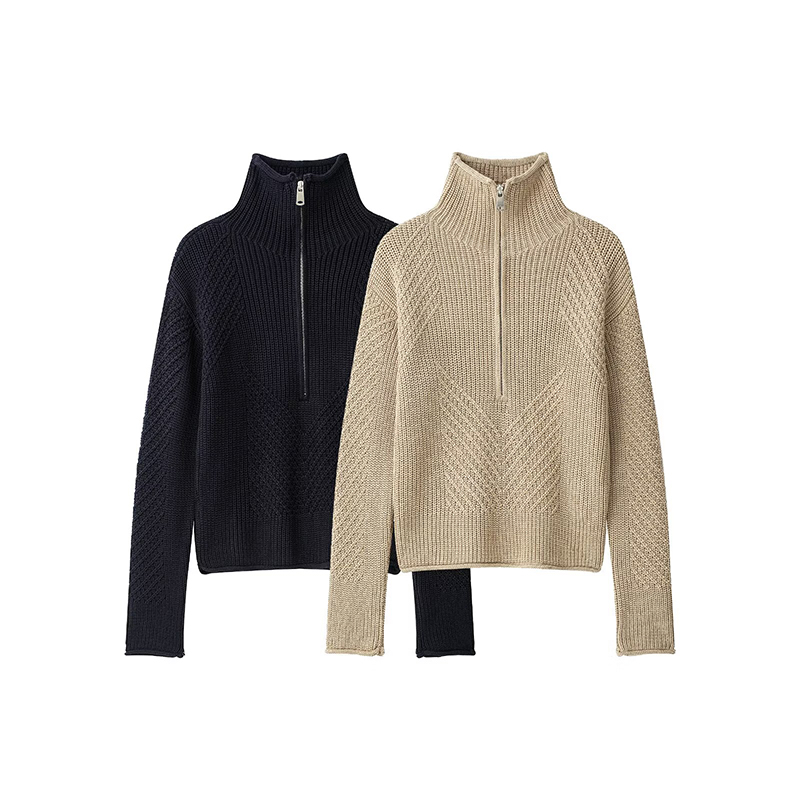 Street Fashion Winter 2026 - Maglione da Donna in Maglia 2026