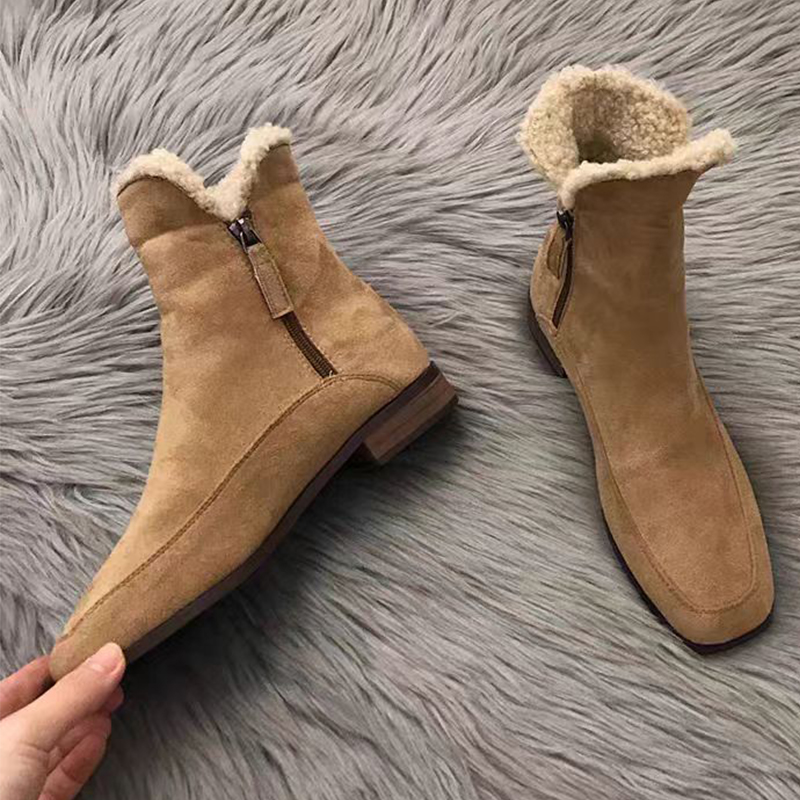 Street Fashion Winter 2026 - Nuovi Stivaletti in Pelliccia 2026 per