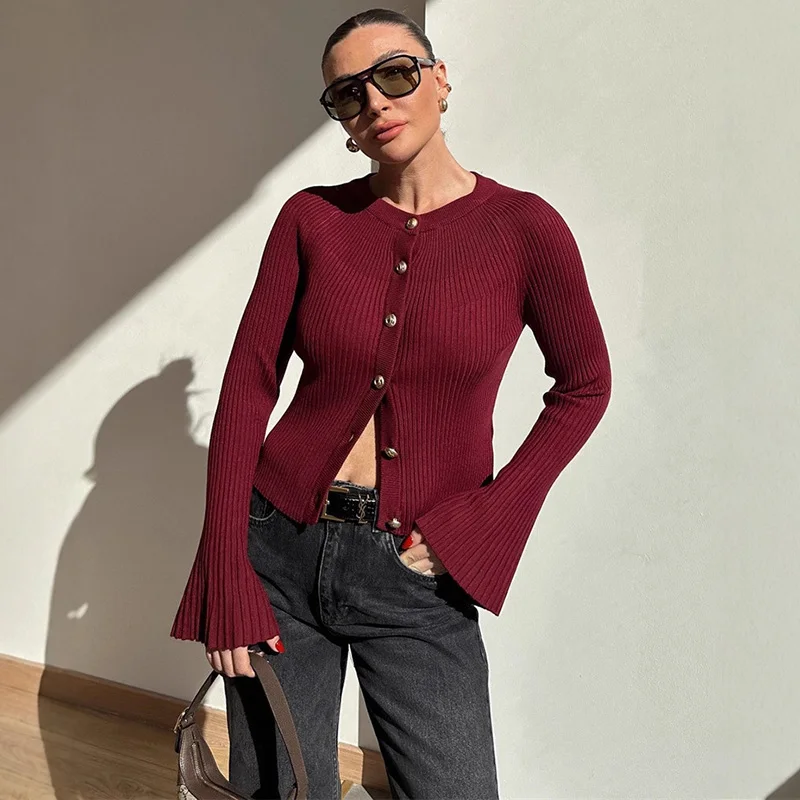 Street Fashion Winter 2025 - Cardigan lavorato a maglia a maniche