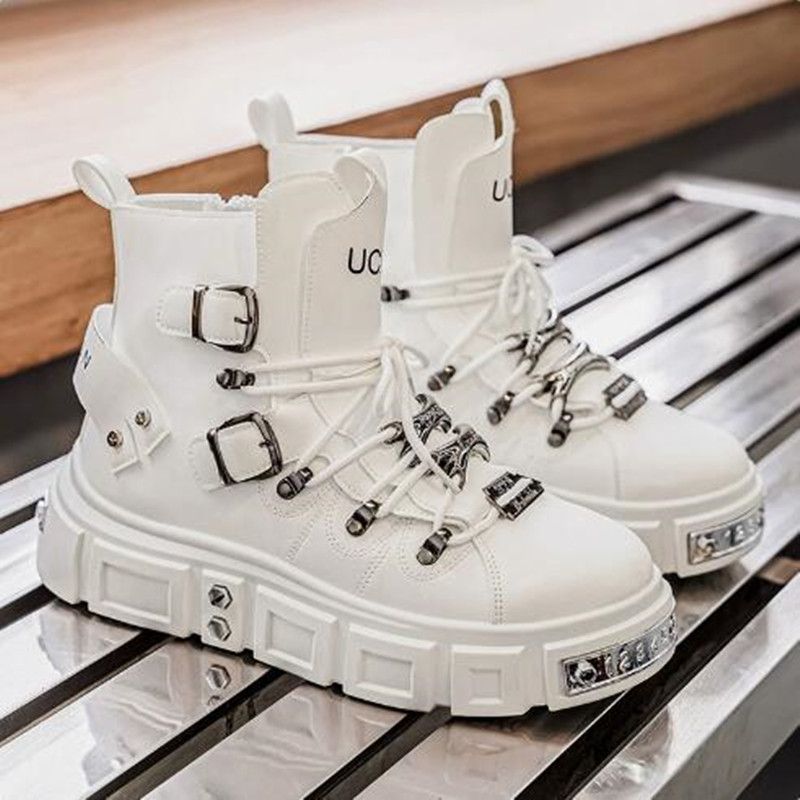 Sneakers nere di lusso con riv - Street Fashion Designers recensione e prezzo