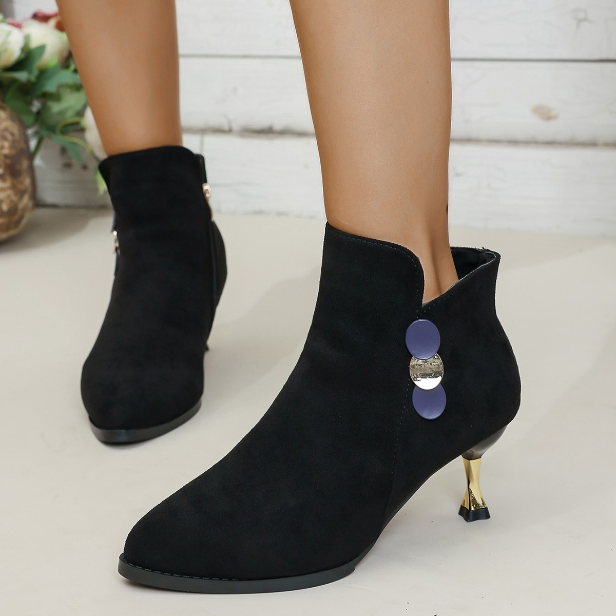 Stivaletti da Donna a Punta in - Street Fashion Winter 2026 recensione e prezzo