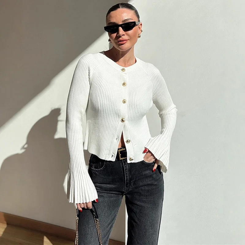 Cardigan lavorato a maglia a m - Street Fashion Winter 2025 recensione e prezzo